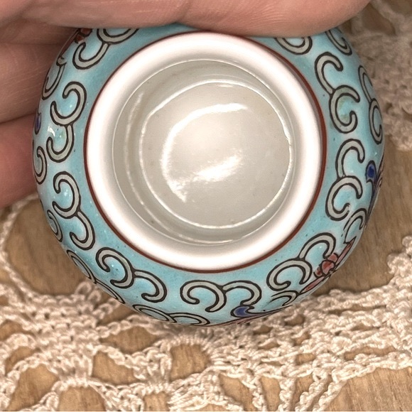 Miniature Chinese Porcelain Ginger Jar | Jingdezhen Mark - Picture 12 of 16